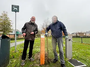 1. Peter Tello graven paal.webp